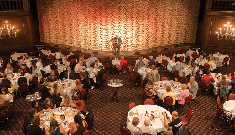 dinner theater